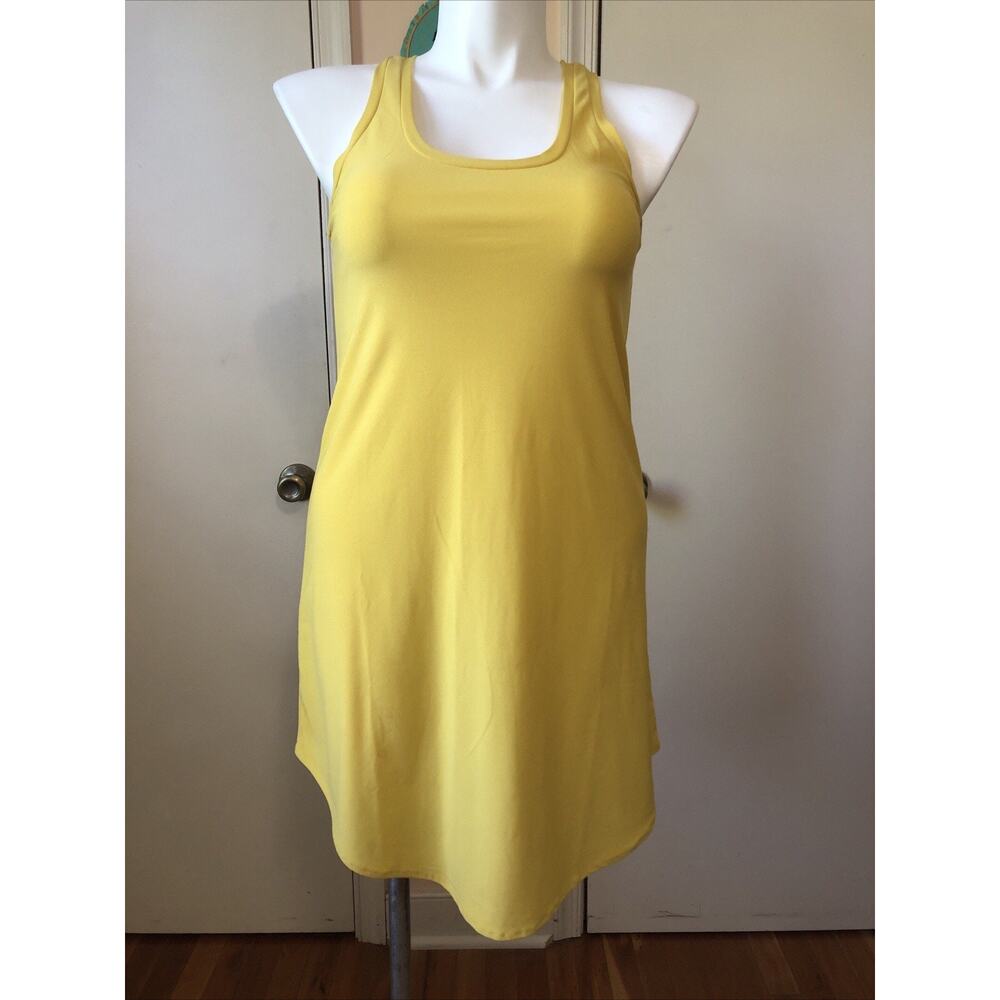 Leith Dress Small Yellow Sleeveless Scoop Neck Solid Sheath Stretch Above Knee